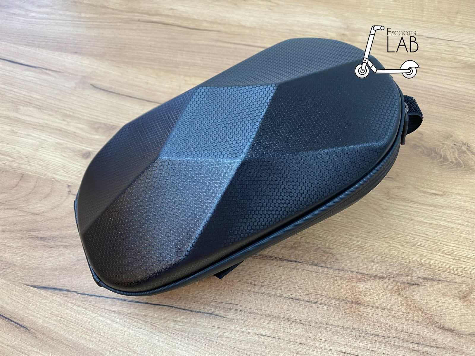Сумка 4л на руль для Xiaomi m365:pro:pro2:1s:essential/ninebot/kugoo/likebike/crosser