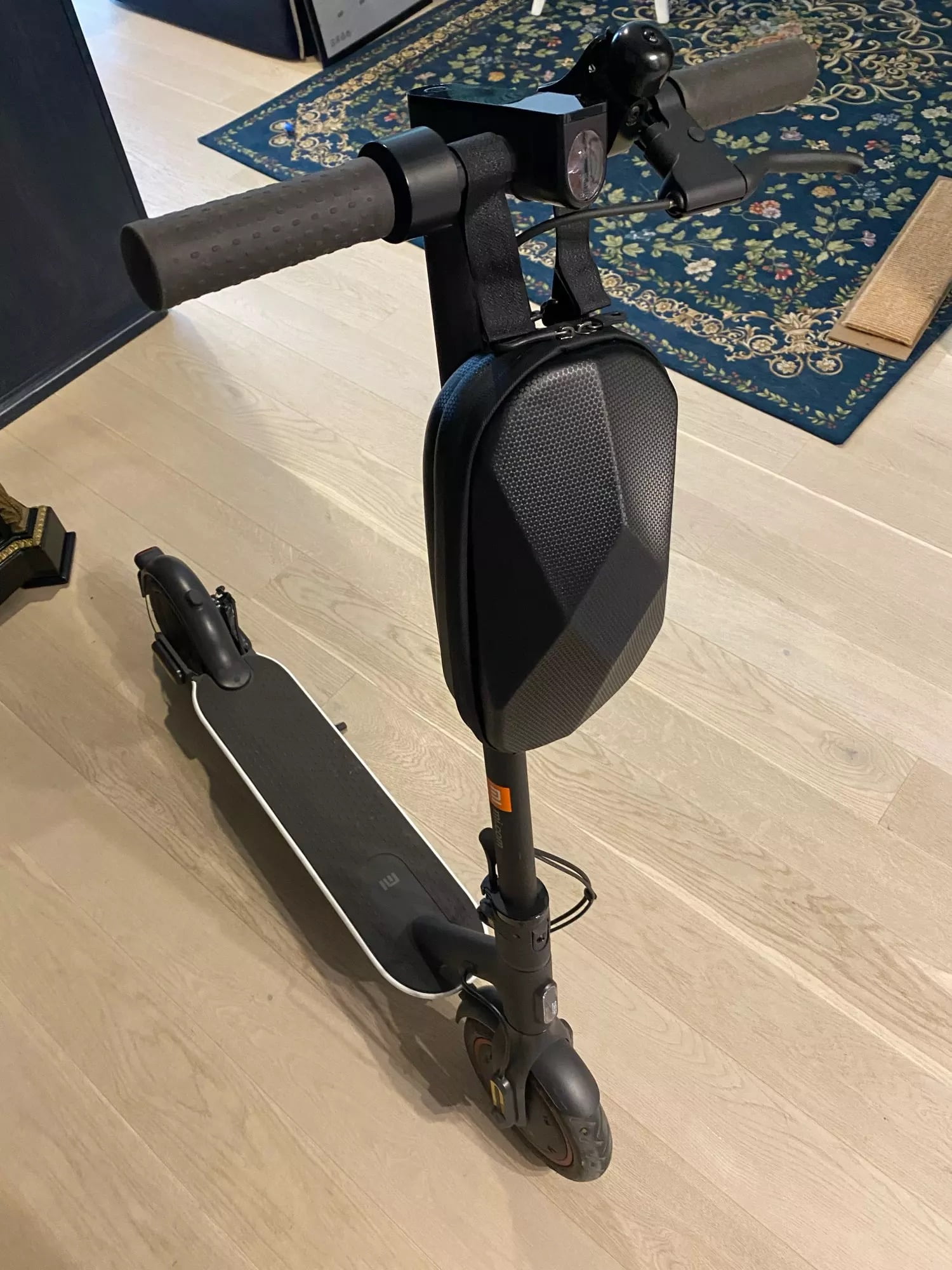 Сумка 4л на руль для Xiaomi m365:pro:pro2:1s:essential/ninebot/kugoo/likebike/crosser