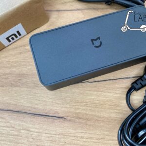 Оригінальний зарядний пристрій (Xiaomi pro/2, 1s, essential, m365, mi 3 сяомі)