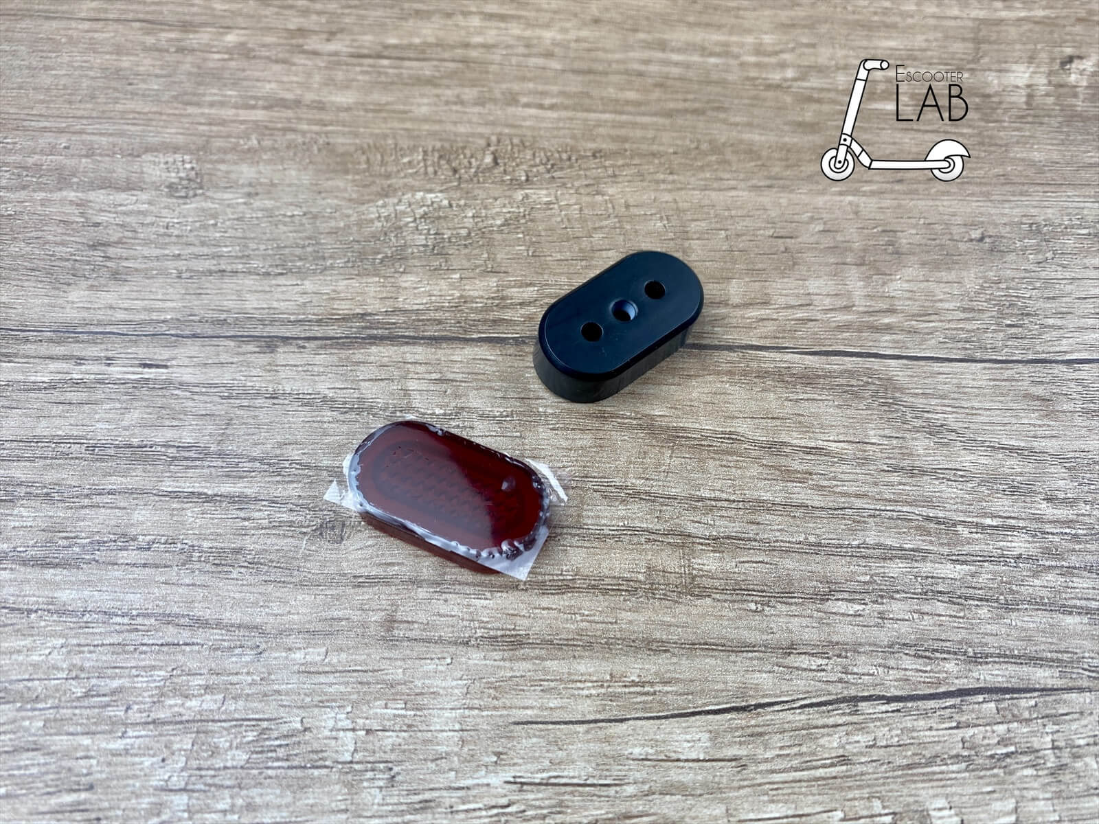 Корпус заднього стоп-габарита Xiaomi Pro, M365| eScooterLAB