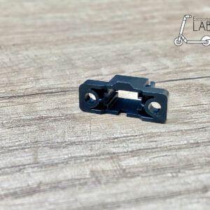 Кріплення фішки підключення заднього стоп-габарита (Ninebot Max G30/G30P/G30L/G30II г30)