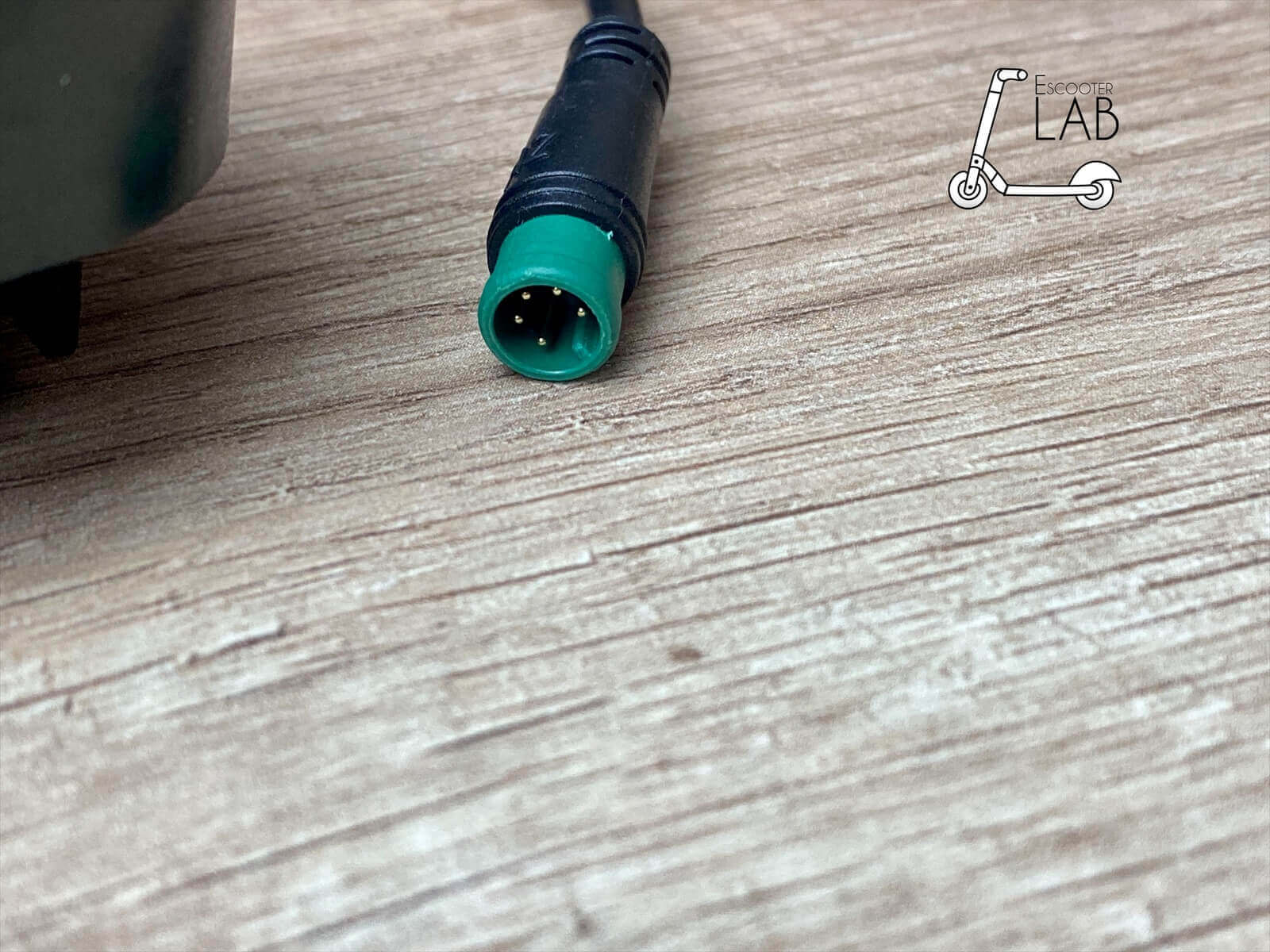 Дисплей/бортовой компьютер LH-100 5pin