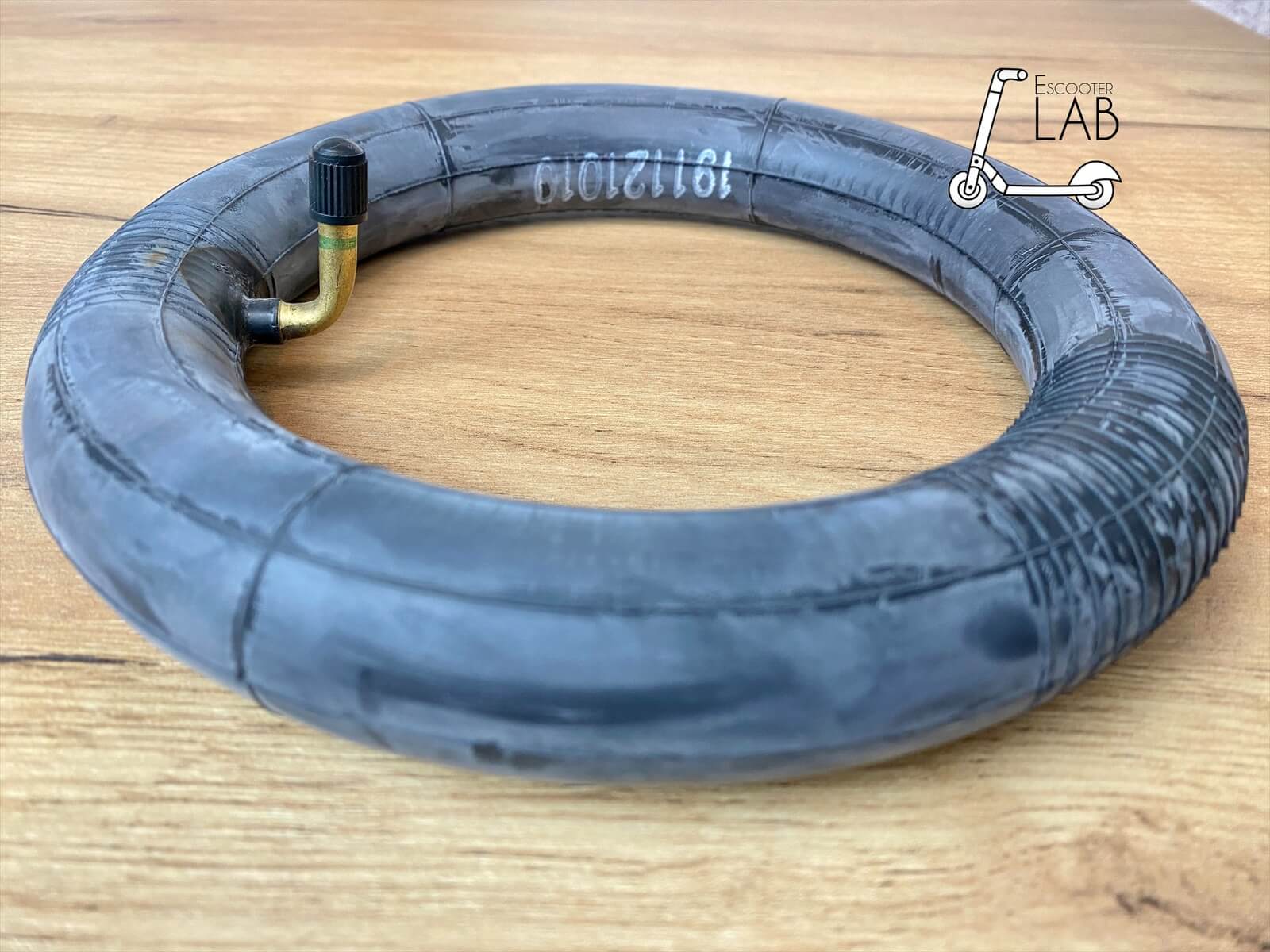 Камера 8.5*3 з ніпелем 90° до Kugoo Kirin G2 Pro | eScooterLAB