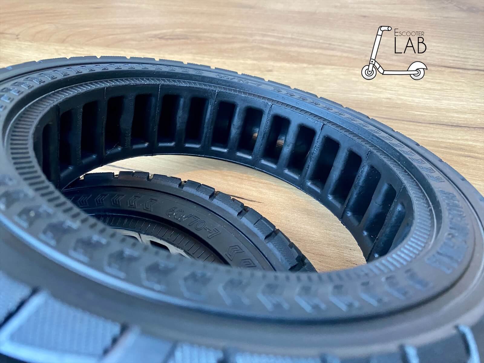 Антипрокольна покришка 60/70-7 до Xiaomi 4 Pro | eScooterLAB