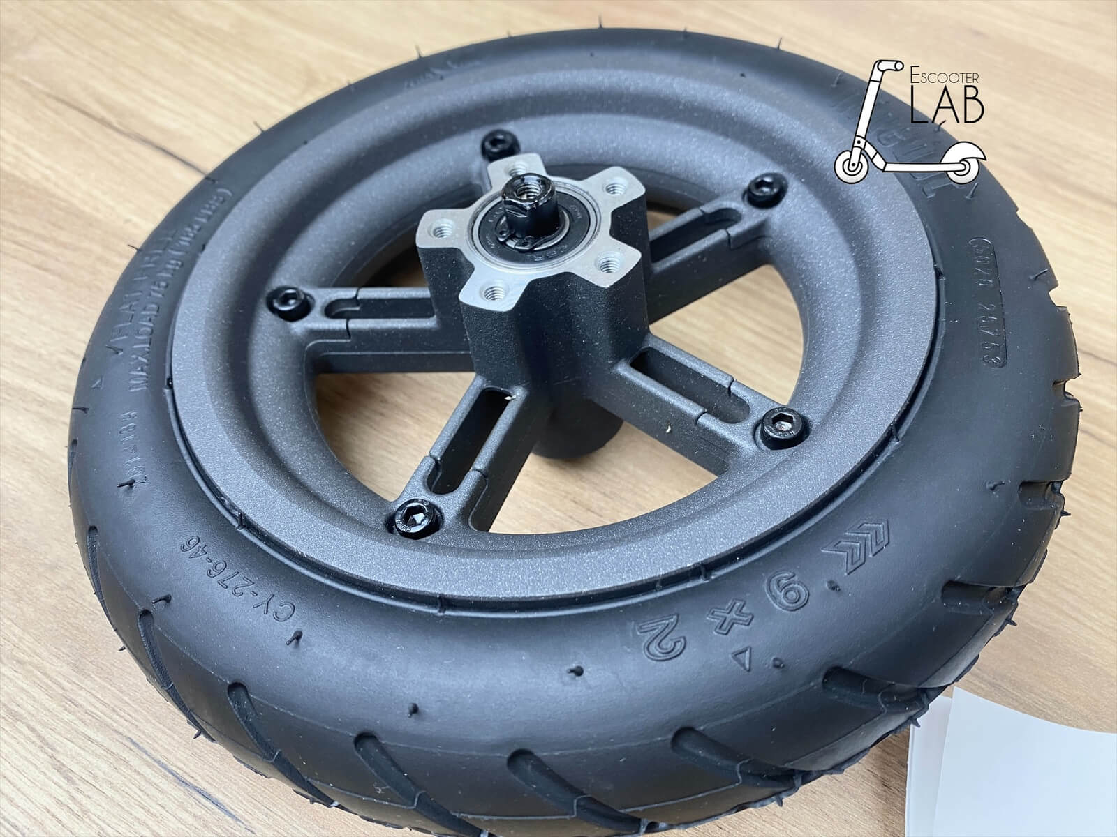 Заднє колесо з антипрокольною покришкою Ninebot (Оригінал) до Xiaomi Pro 2 | eScooterLAB