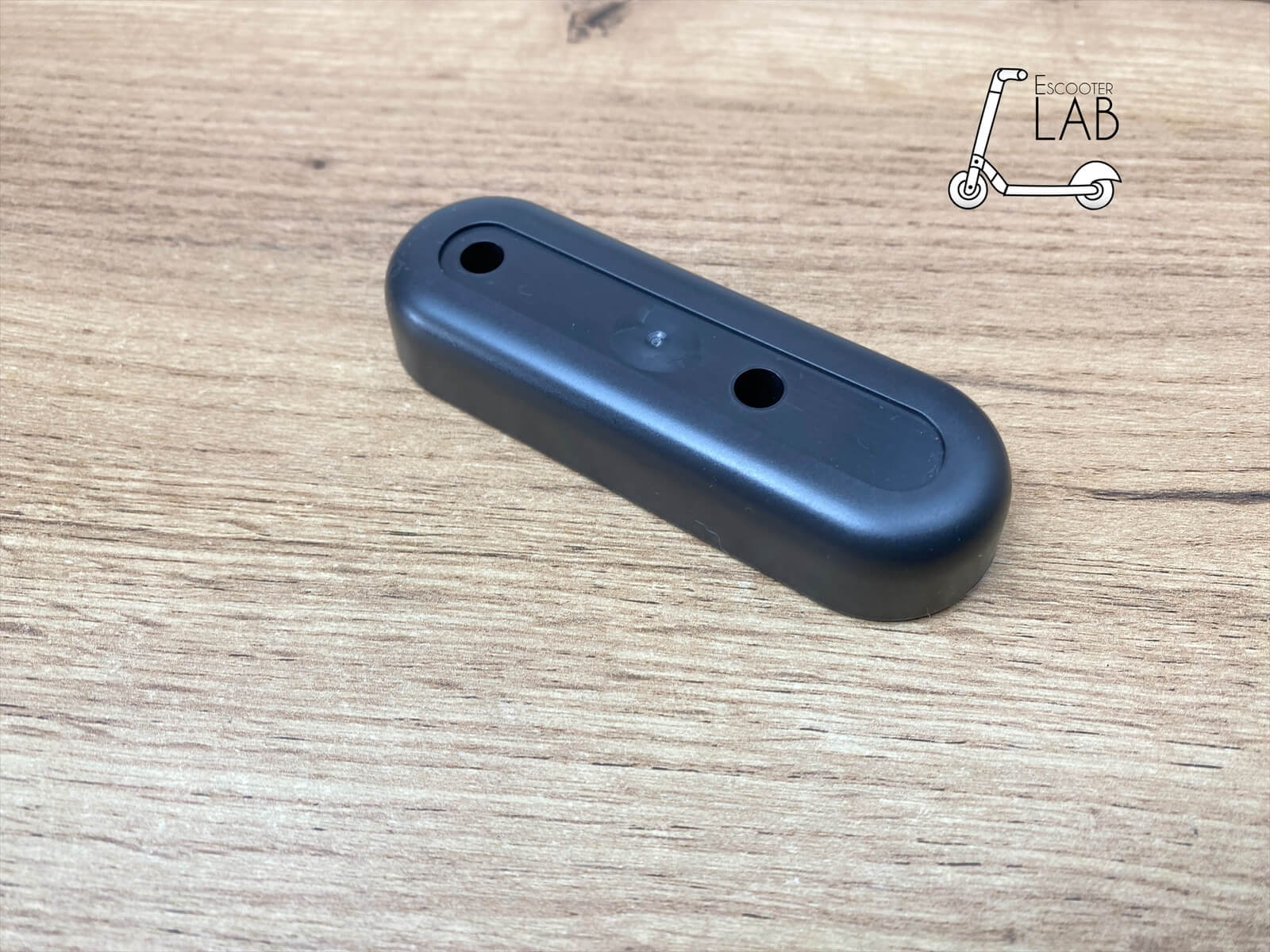 Накладка бічна задня (Оригінал) Ninebot Max G30 | eScooterLAB