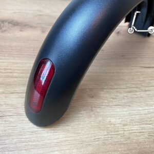 Заднє крило зі стоп сигналом у зборі (Proove X-City Pro /прув) B2-5