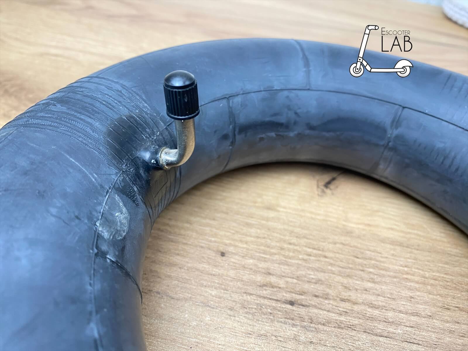 Камера 90/65-6.5 з кривим штуцером 90° | eScooterLAB