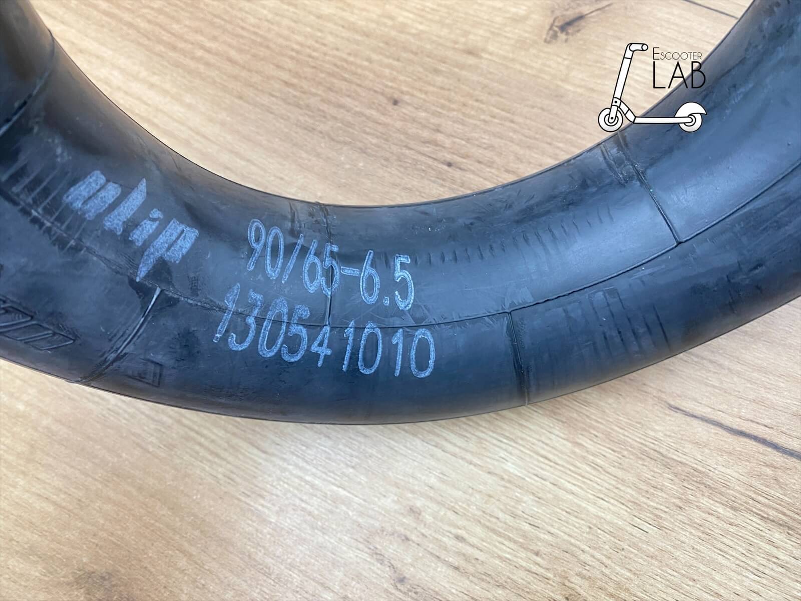 Камера 90/65-6.5 з кривим штуцером 90° | eScooterLAB