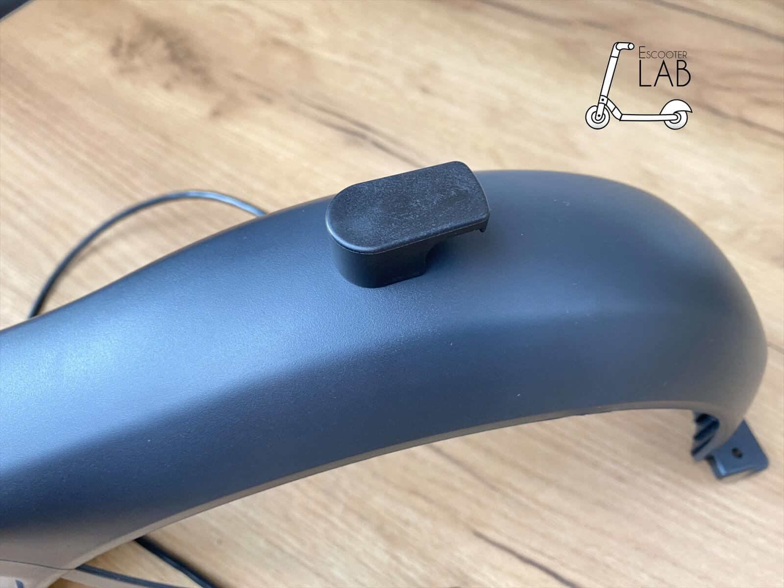 Заднє крило (Оригінал) до F2, F2 Plus, F2 Pro | eScooterLAB