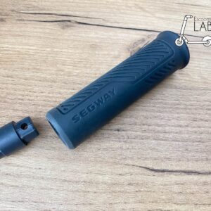 Оригінальний гріпс лівий (Ninebot P65, P100se /п100) A3-3