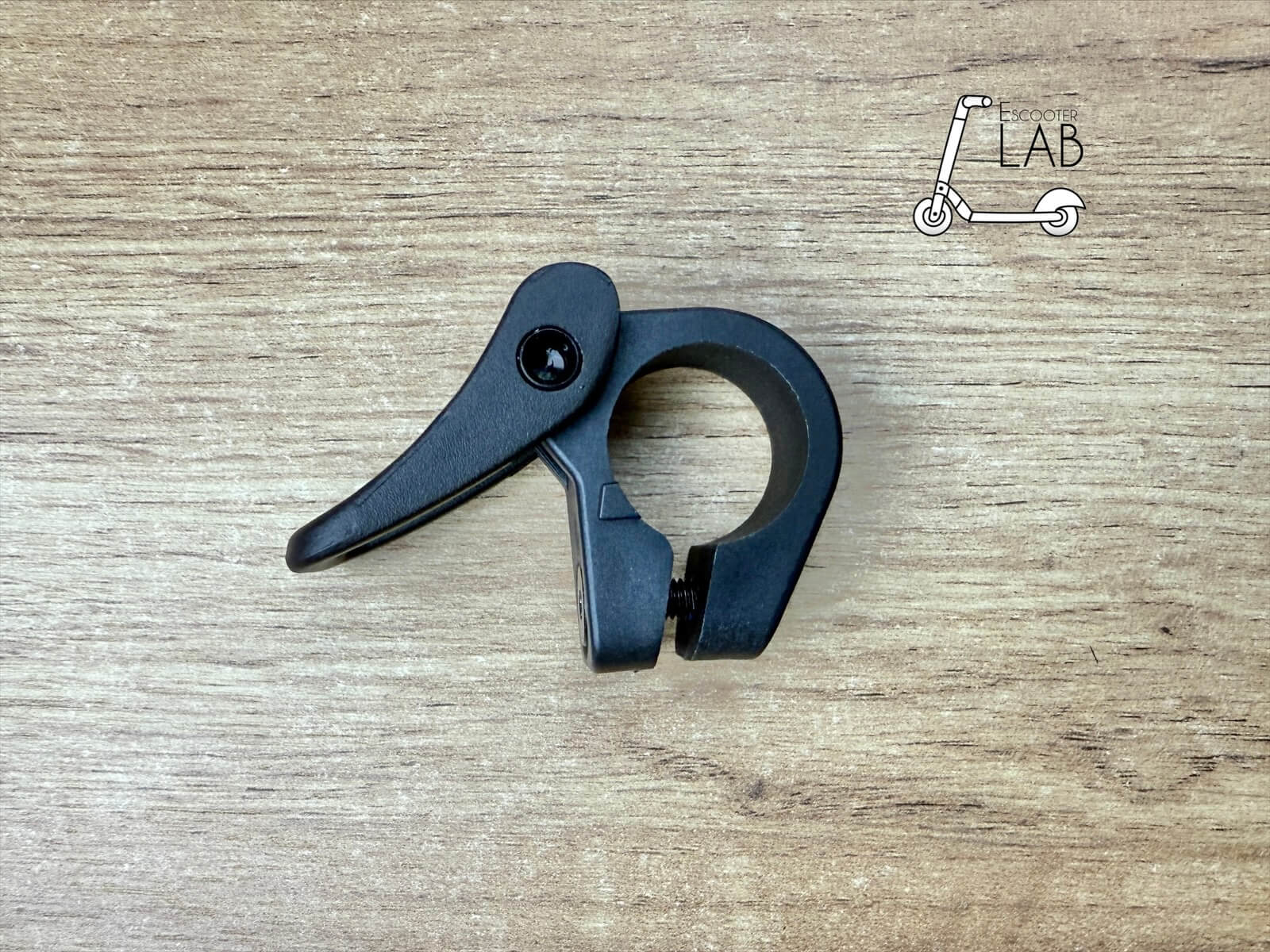 Фіксатор-зачіп для складання Ninebot MAX G30 | eScooterLAB