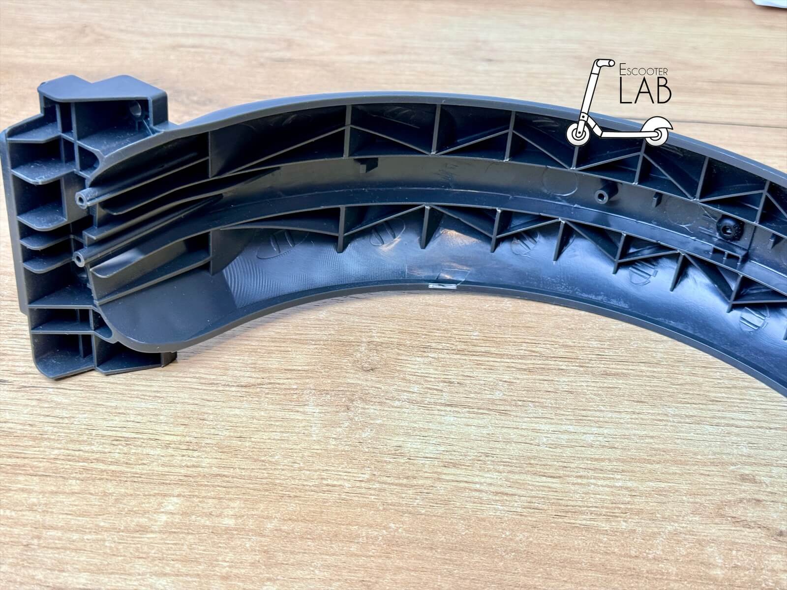 Заднє крило Ninebot F40, F30, F20 | eScooterLAB